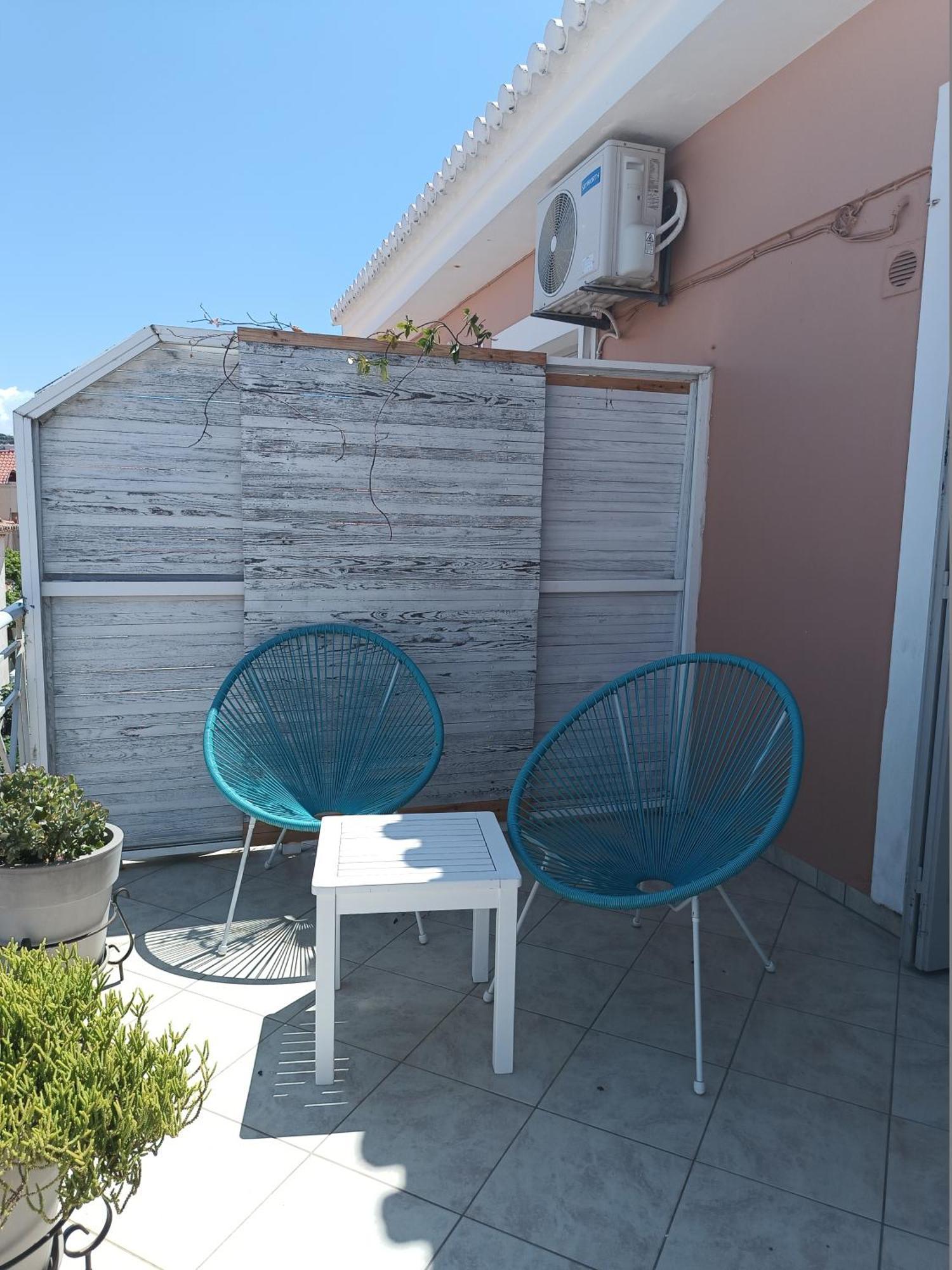Aparthotel Ta Adelfia Pylos Exterior foto